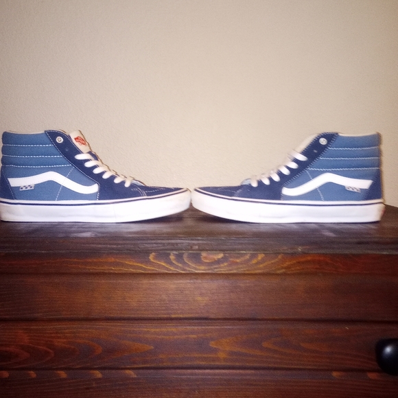 Vans High Top Pop Cush Skateboarding Shoe. - Picture 2 of 5